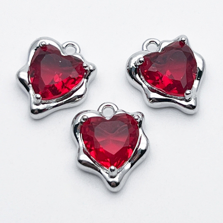 Подвеска Сердце, цвет серебро (родий) + красный, размер 13*10 мм, цена за 1 шт