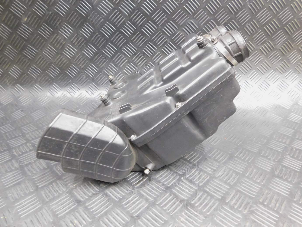 Корпус воздушного фильтра BMW F650 1996