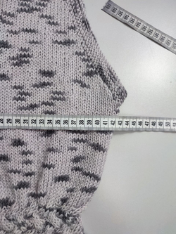 Жилет вязаный 40 размер