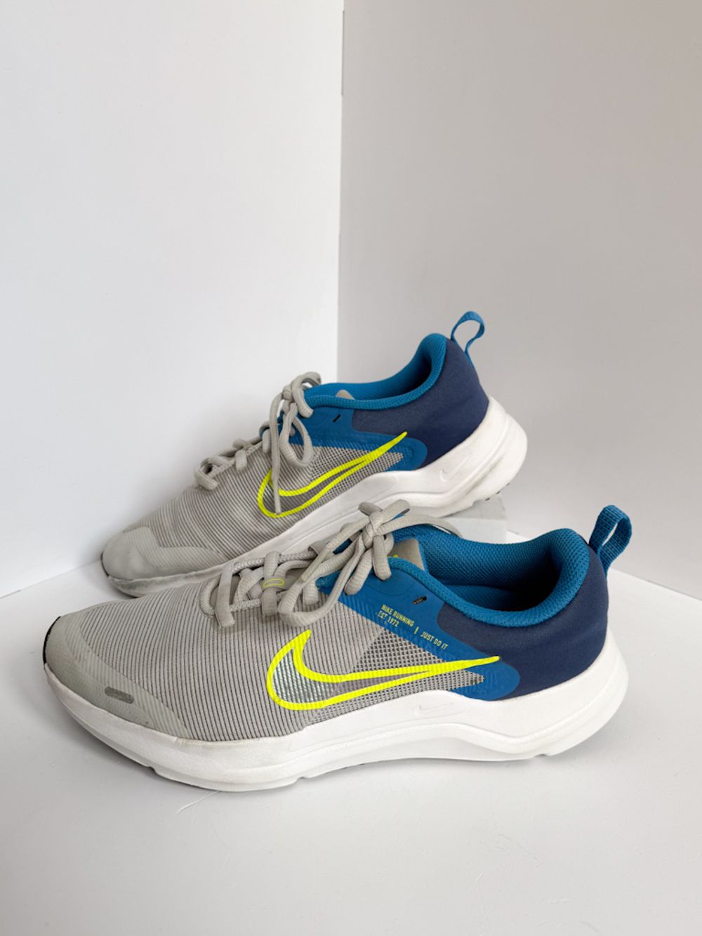 Текстильные кроссовки Nike, 37,5