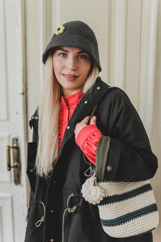 Сумка вязаная с комплектом кожаных ремней, зеленая полоска, маленькая