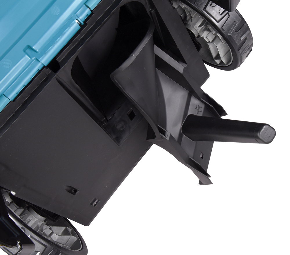 Аккумуляторная газонокосилка Makita DLM480Z