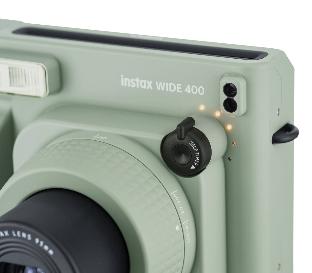 Фотоаппарат моментальной печати Fujifilm Instax Wide 400