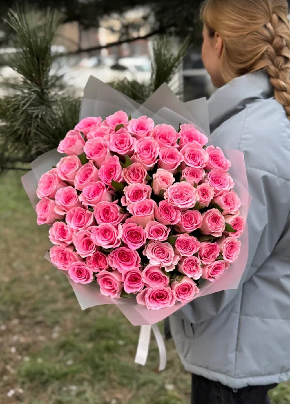 Букет из 55 роз Мандала 60см