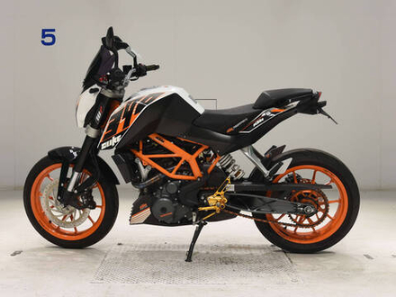 KTM 390 Duke