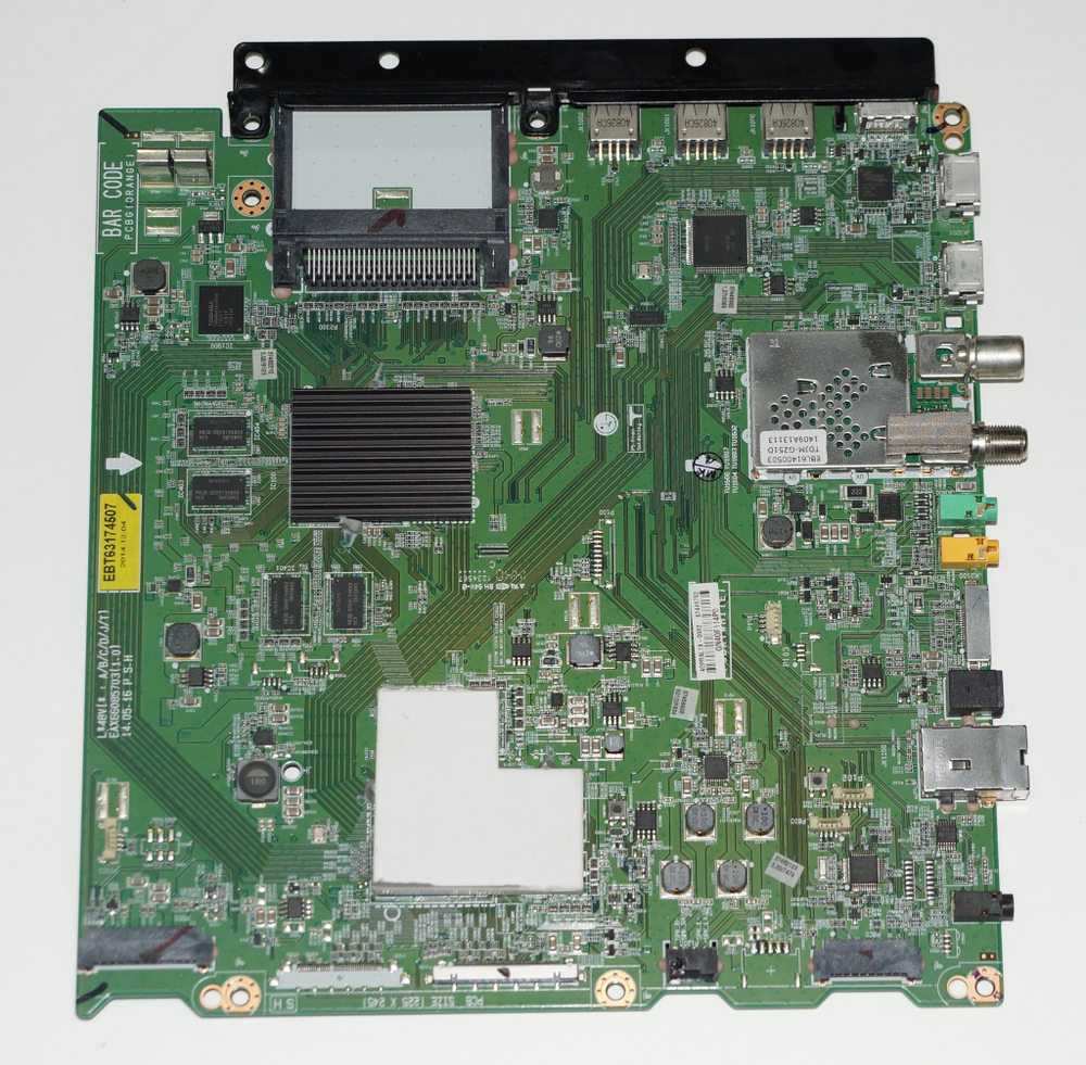 EAX66085703 EBT63174507 EBU62449792 main LG 42UB820V