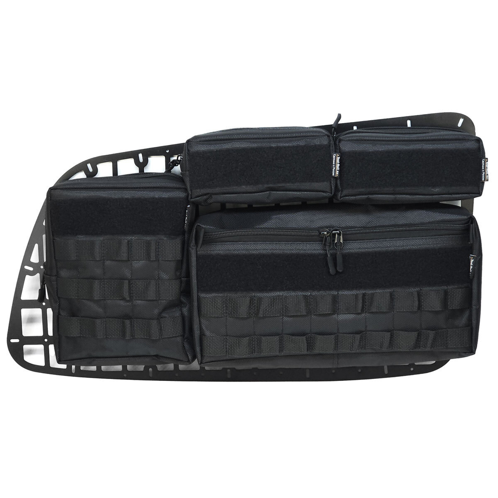 Металлическая MOLLE/PALS панель в оконный проем багажника Pajero Sport 2 с подсумками