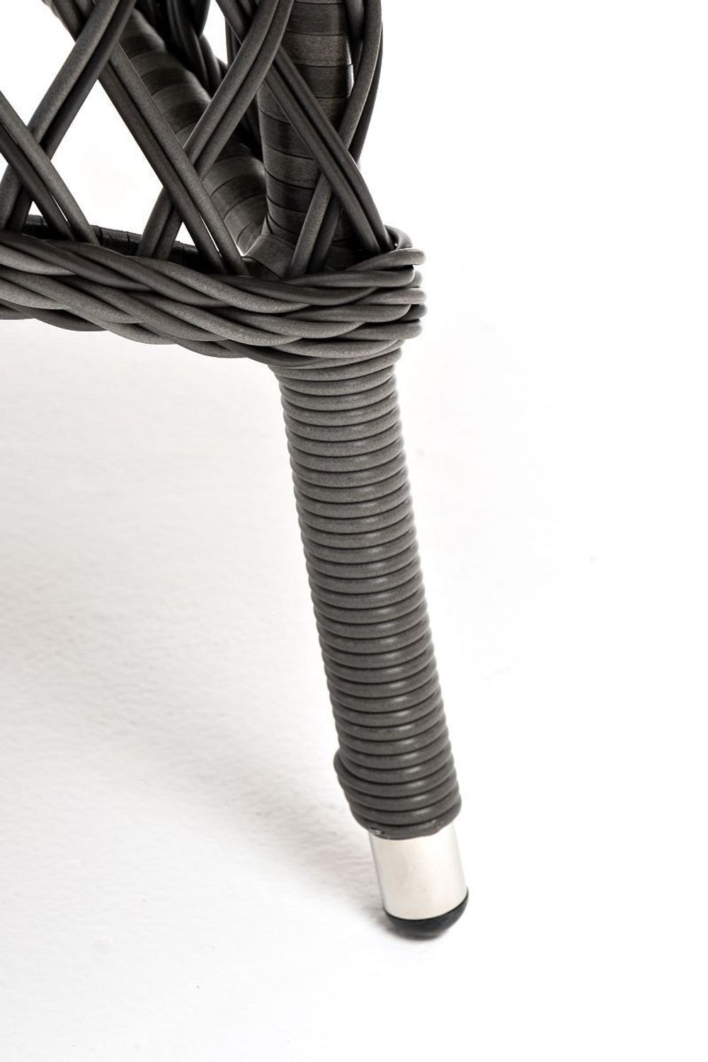 "Эспрессо" плетеный круглый стол, диаметр 150 см, цвет графит