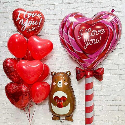 Композиция из шаров, Мишка и леденец