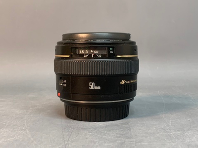 Canon EF 50 mm 1.4 USM