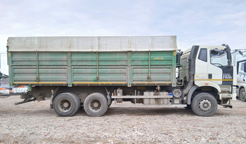 Автомастер 5589* на шасси FAW CA 3250 6x4 Зерновоз 558983-41 (Дизельный, 11,1 л, 420 л.с., МТ)