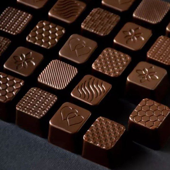 375 | Форма для шоколадных изделий &quot;Ассорти&quot; (275*175 мм)