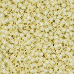 Японский бисер TOHO Round 11/0 (№PF2109), с внутренним серебрением, полупрозрачный глянцевый