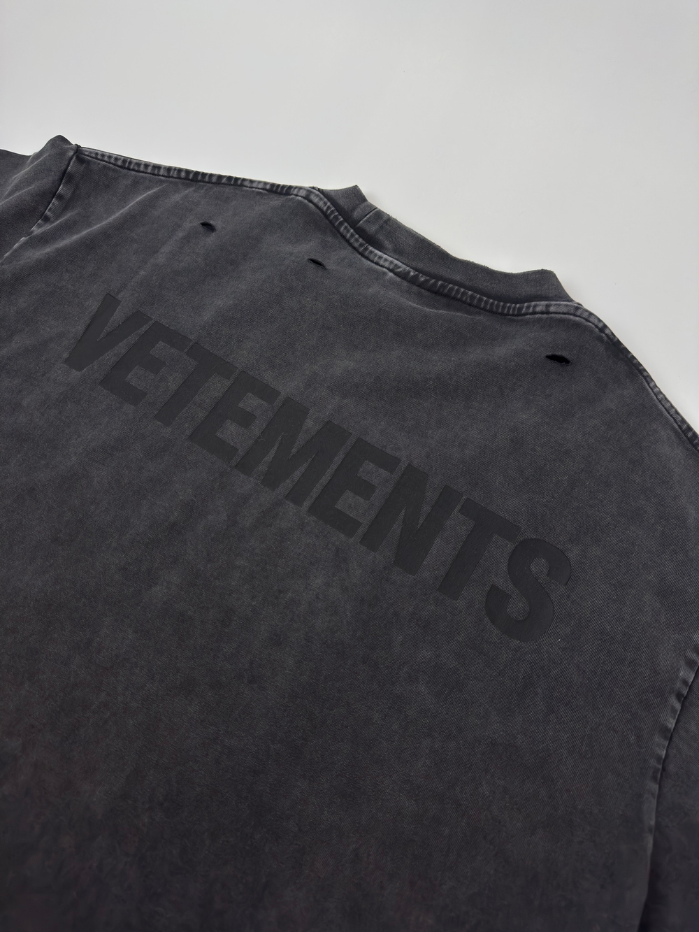 Футболка Vetements