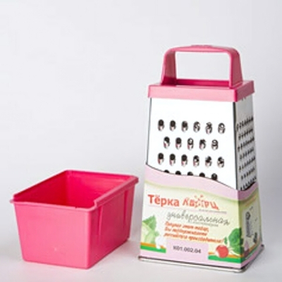 Терка универсальная 4-грани с пластмассовой ручкой и пластмассовым контейнером 450 мл в сервисной упаковке 11х8,5х27см К01.002.04