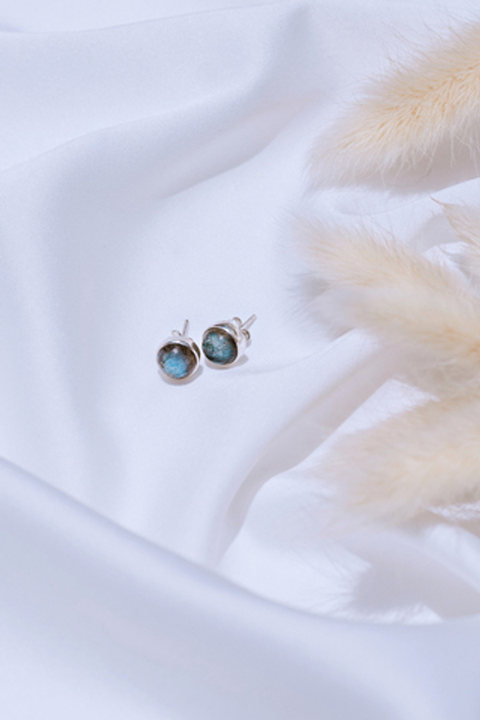 Серьги-пусеты с лабрадоритом