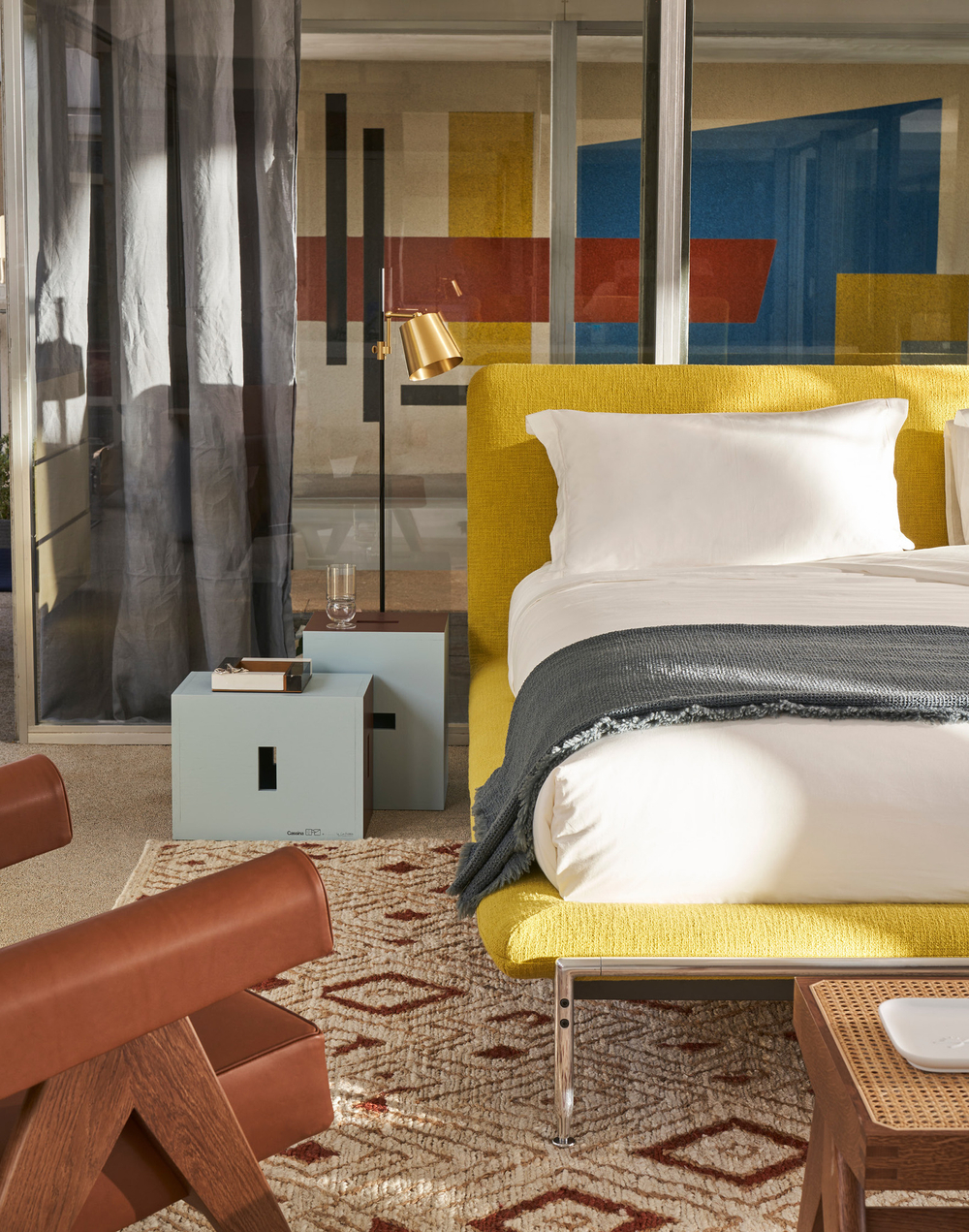 Кровать Cassina ESOSOFT BED