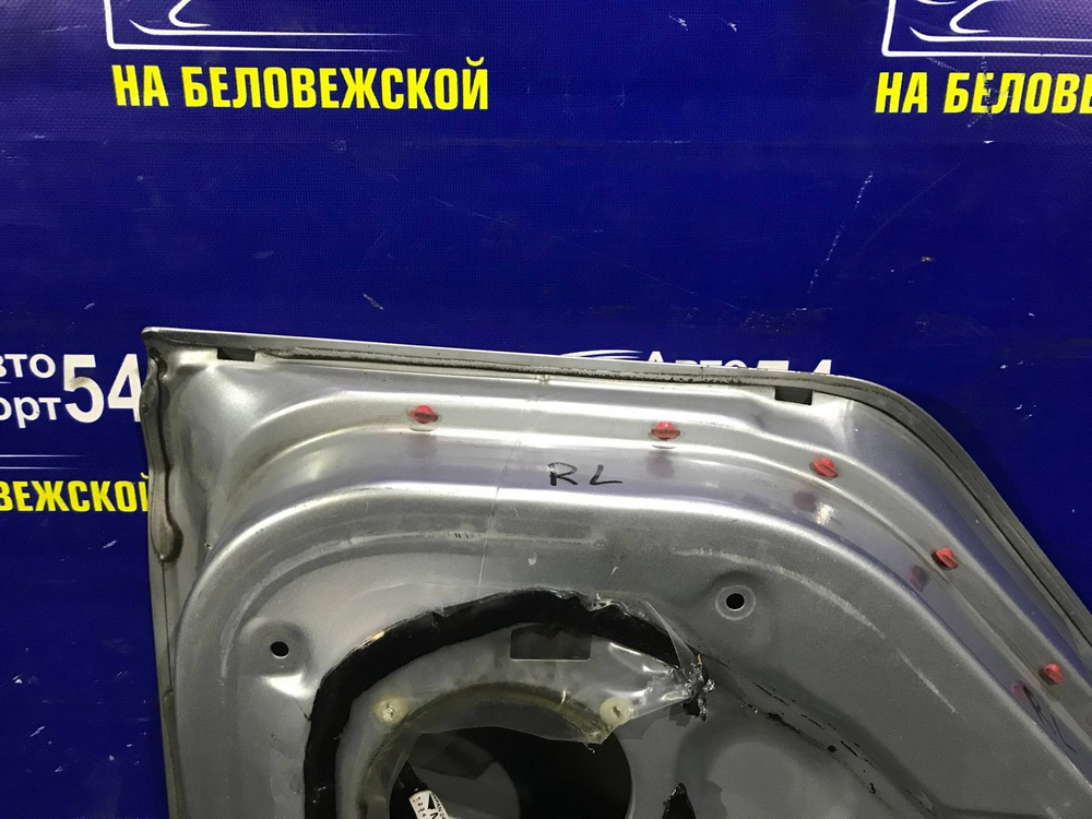 Дверь задняя левая MITSUBISHI COLT 2003