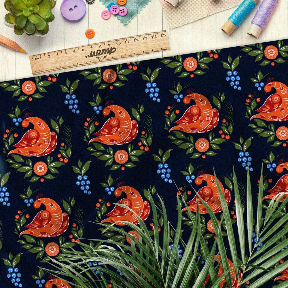 Ткань таффета красная голубка и ягоды на чёрном фоне