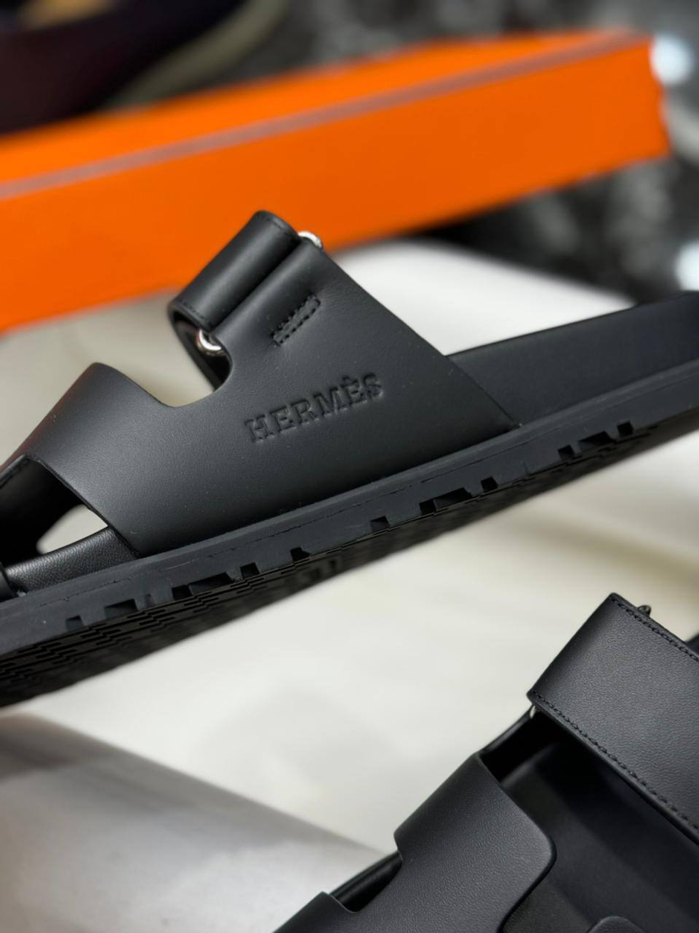 Шлёпанцы Hermes