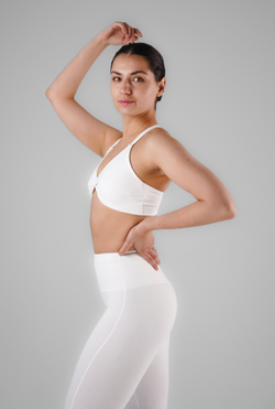 Топ с вырезом из эластичной ткани