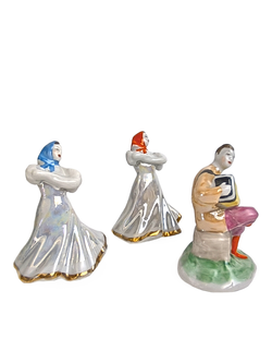 Фарфоровые статуэтки "Русский перепляс" (Дулёво)