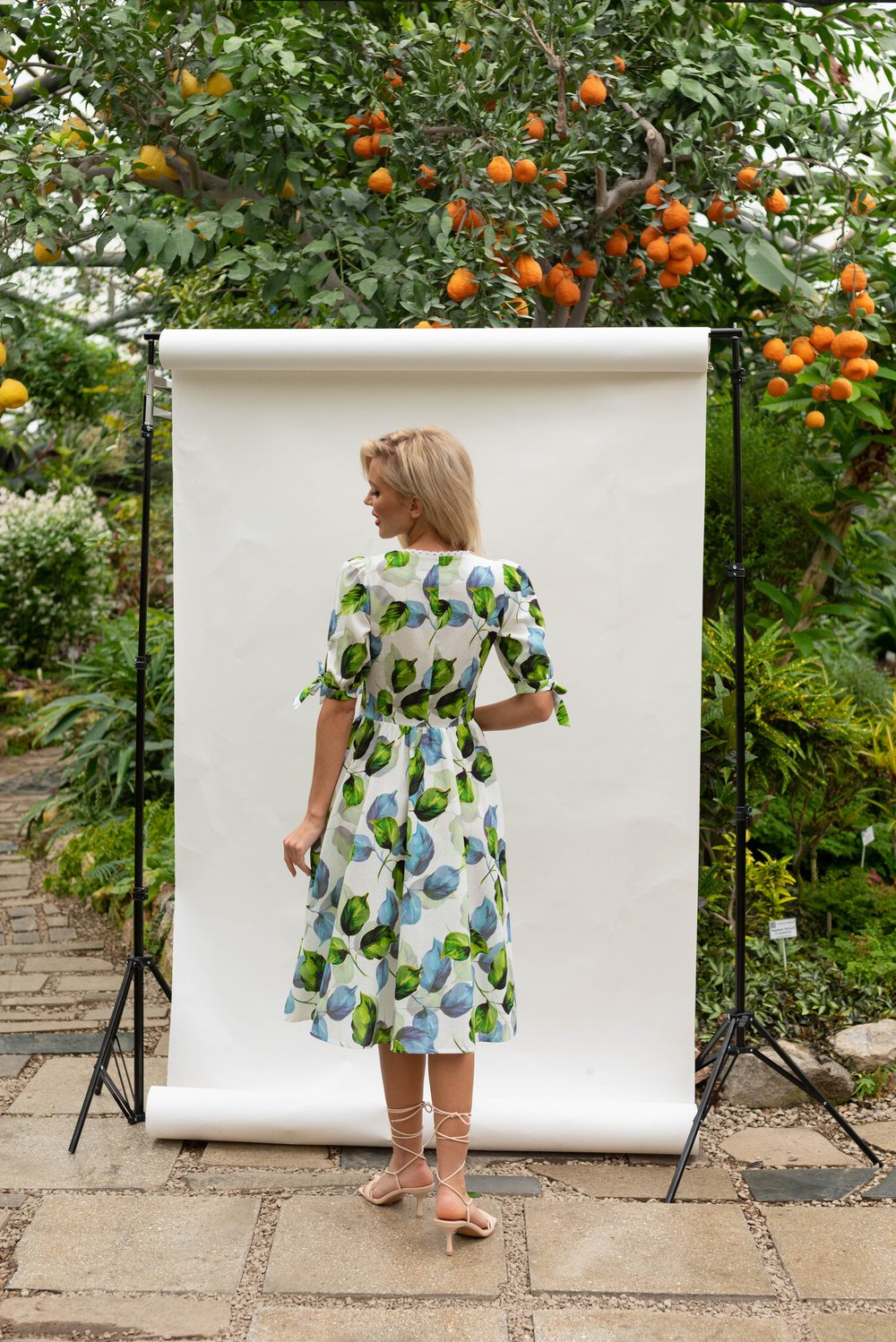 Платье бюстье с листьями изо льна