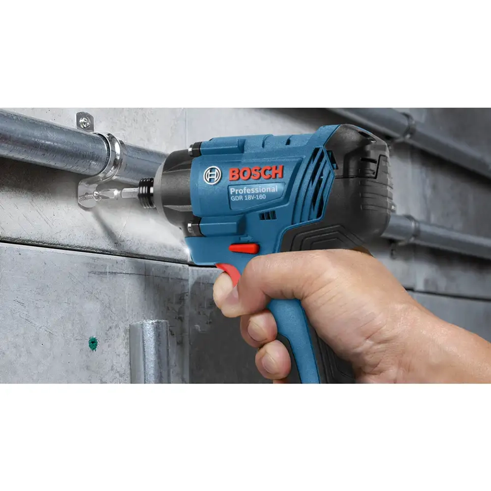 Аккумуляторный гайковёрт GDR 180-LI BOSCH 06019G5123