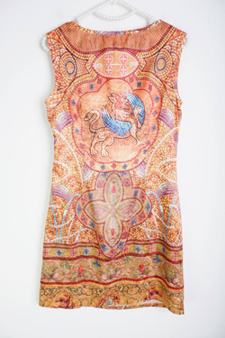 Платье шелковое яркое, маркировка М, визуально на 46 размер