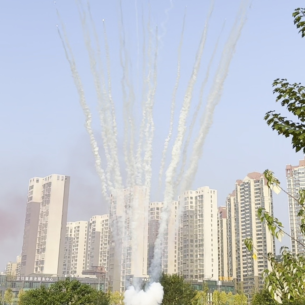 СУ0502512 Дневной веерный салют "PIROFF Fireworks" (1,2" х 25 залпов)