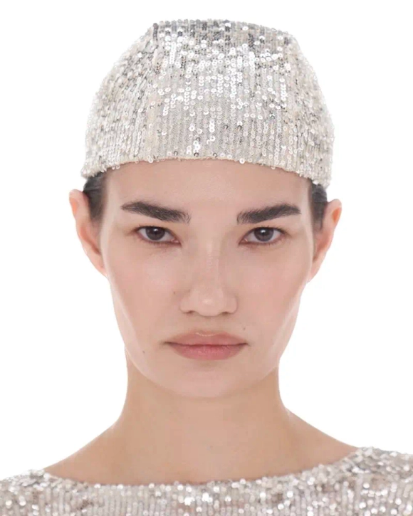 Шапка бини "Dinner"