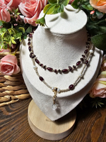 Колье ручной работы из натурального граната и жемчуга "Гранат и жемчуг"