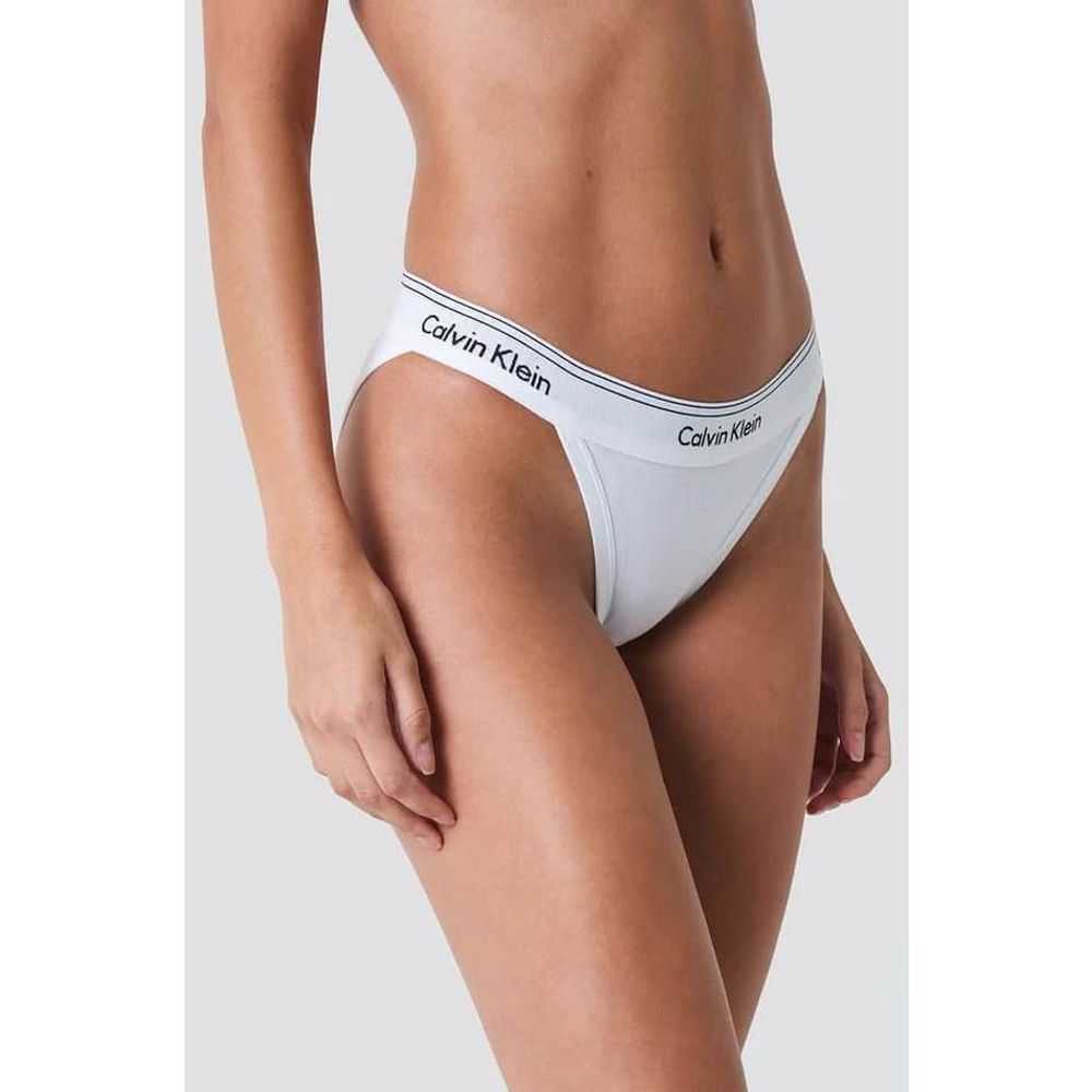 Женские трусы танга белые Calvin Klein Women Modern Cotton