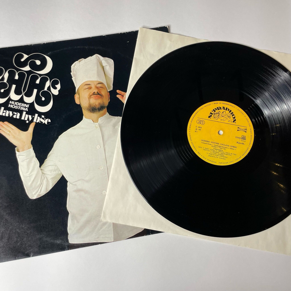 Винтажная виниловая пластинка LP Hudebni Hostina Vaclava Hybse Orchestra (Чехословакия 1980)