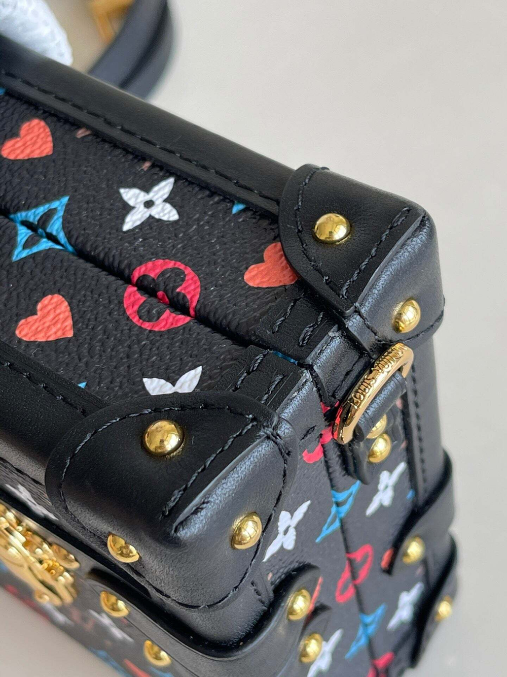 Louis Vuitton Petite Malle