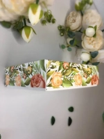 Коробка для 4 конфет "Розы" 12.6х12.6х3.5см