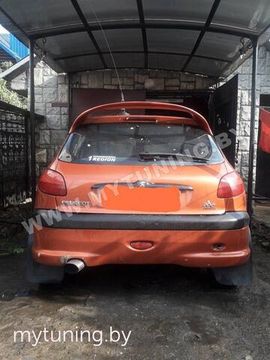 Спойлер высокий для Peugeot 206