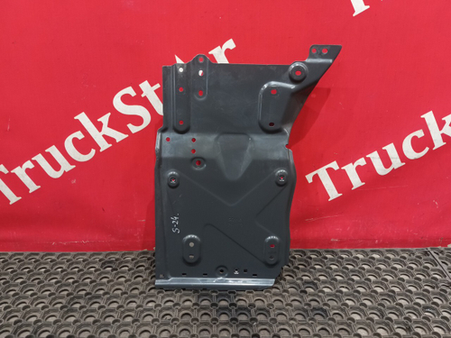 Кронштейн корпуса подножек левый 2021г