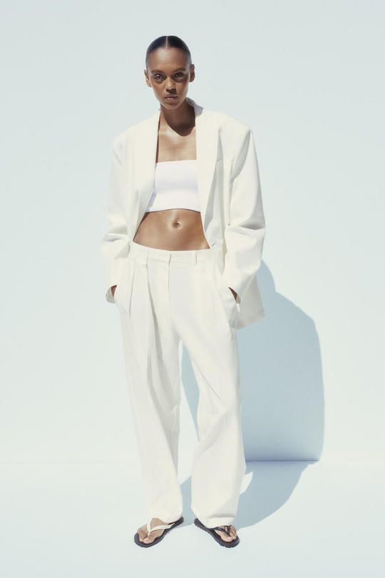ZARA БРЮКИ СО СКЛАДКАМИ, ЖЕЛТОВАТО-БЕЛЫЙ