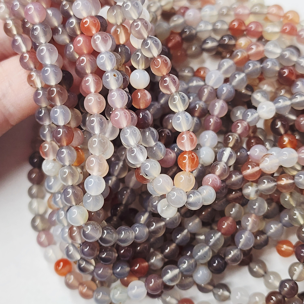 Агат Ботсвана, с персиковым подтоном, шар 4.9 - 5.1мм, цена за нить 9.5см (1/4)