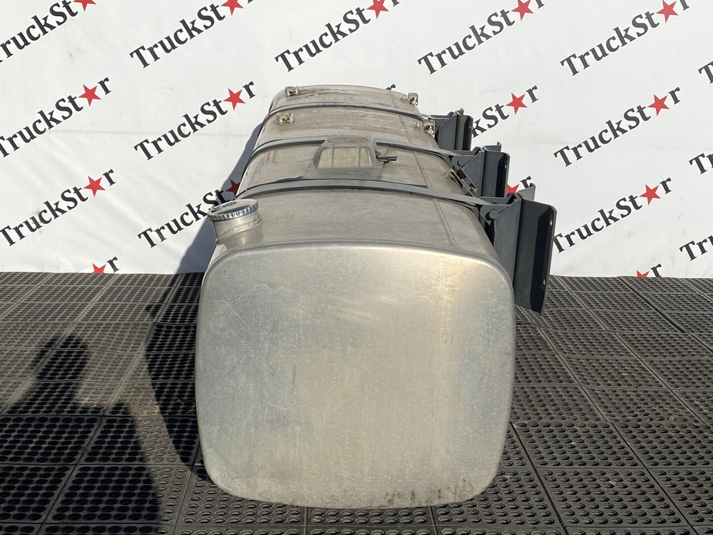 Бак топливный 850L 2018г