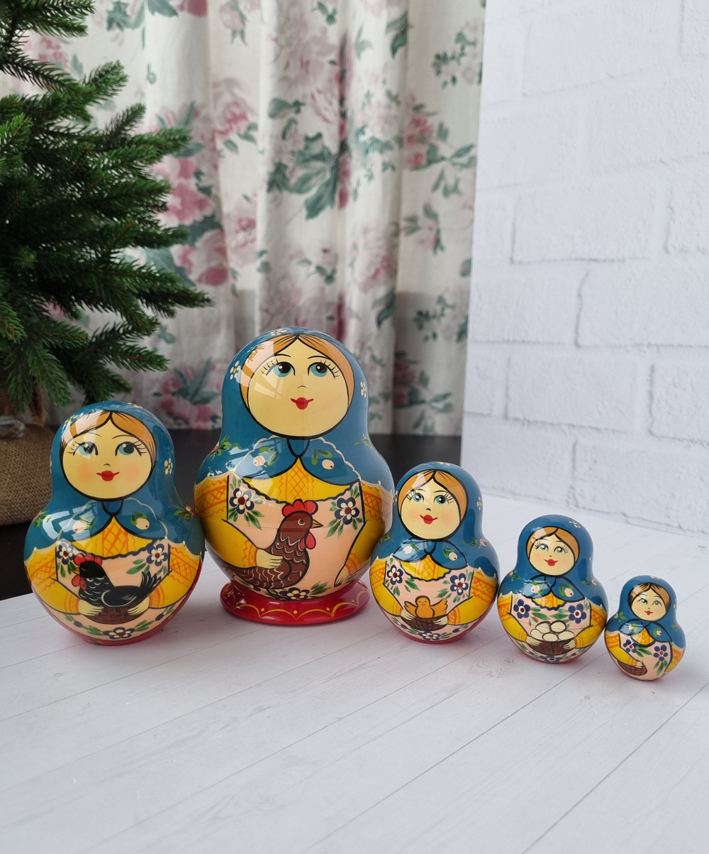 Матрёшка "С курочкой" традиция 5м 15см пузатая