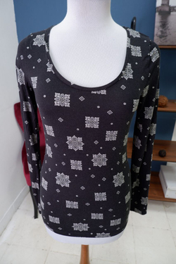 Джемпер Tezenis из вискозы 48 размер