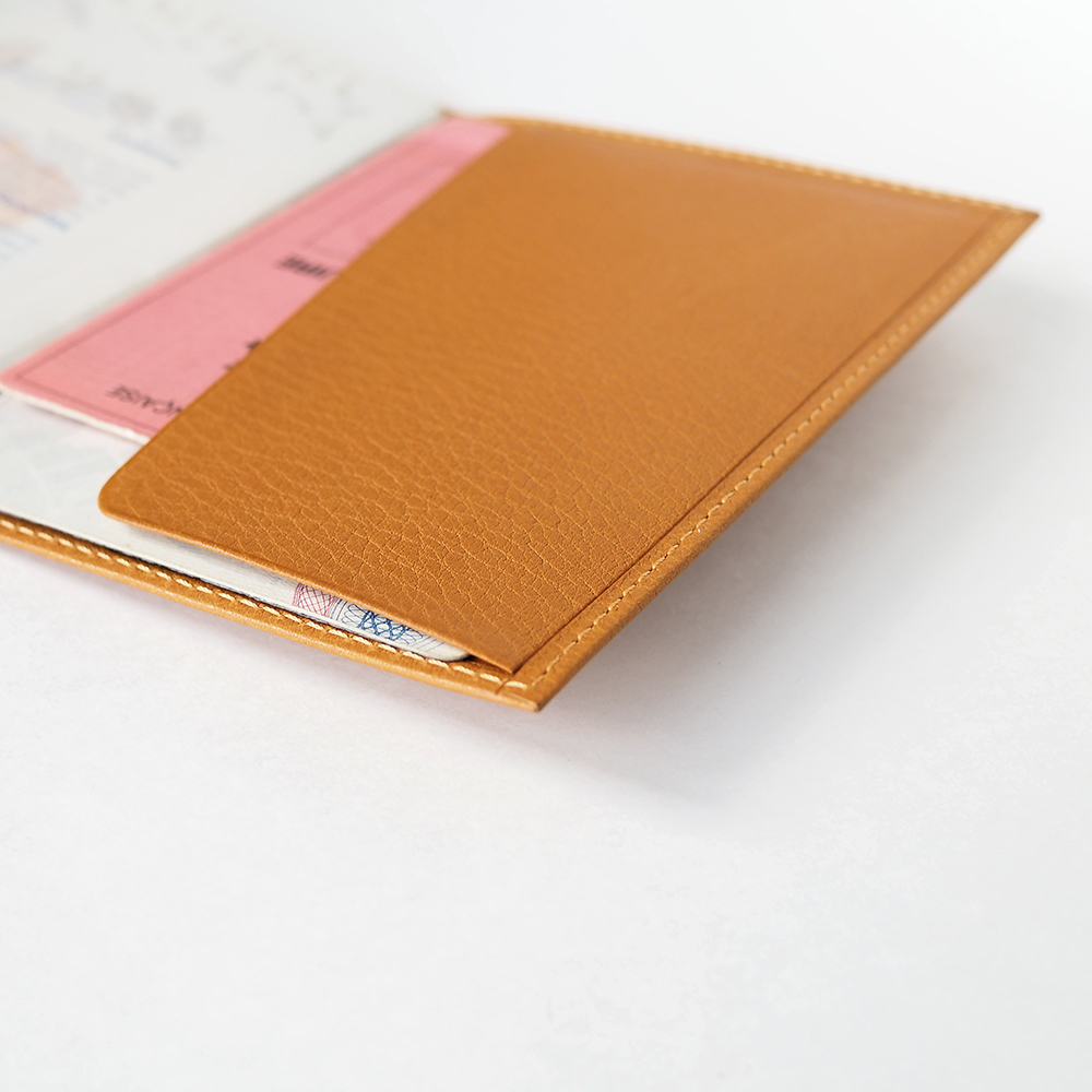 Обложка для паспорта из натуральной кожи теленка, золотого цвета