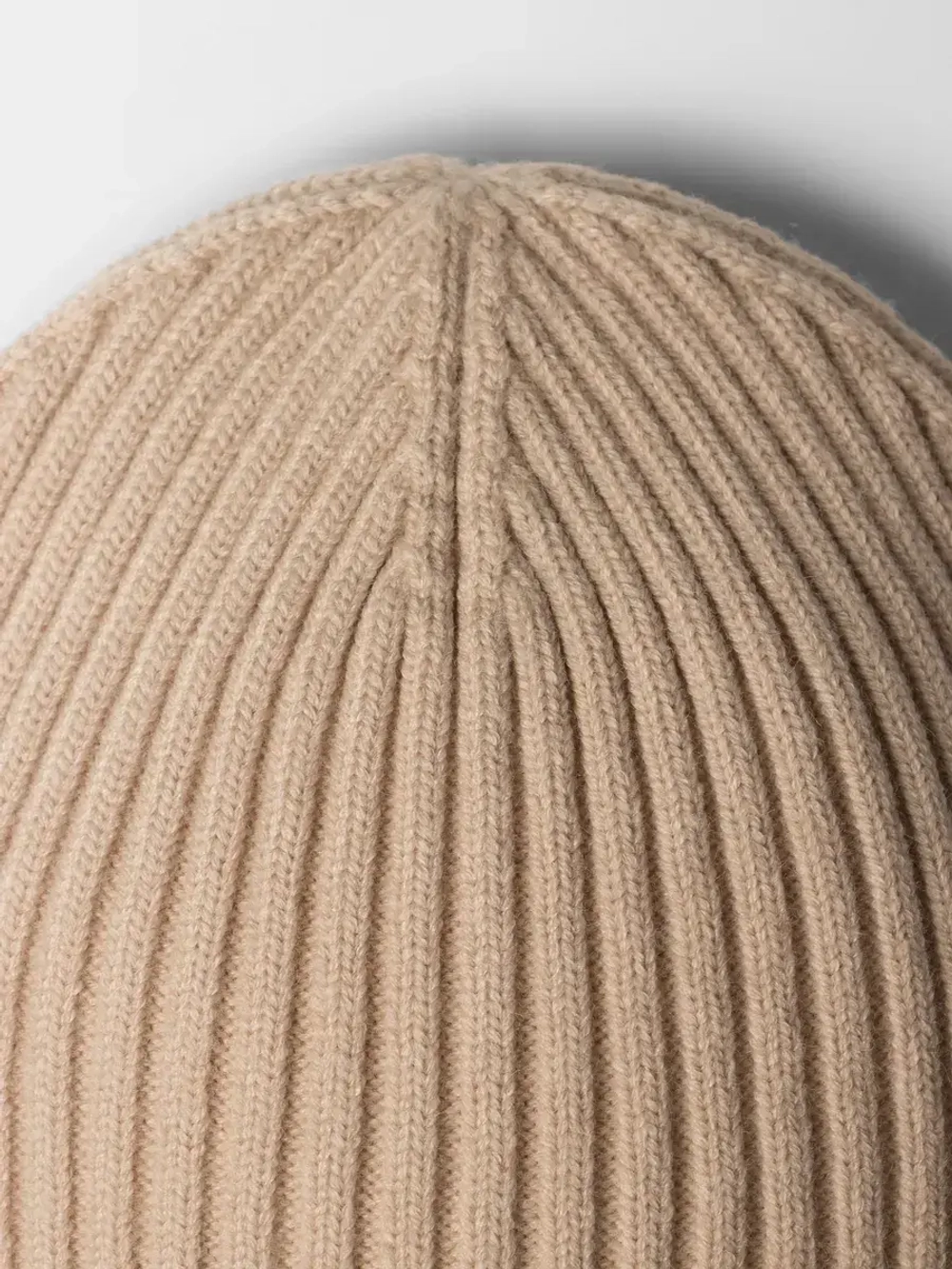 Шапка вязаная женская демисезон