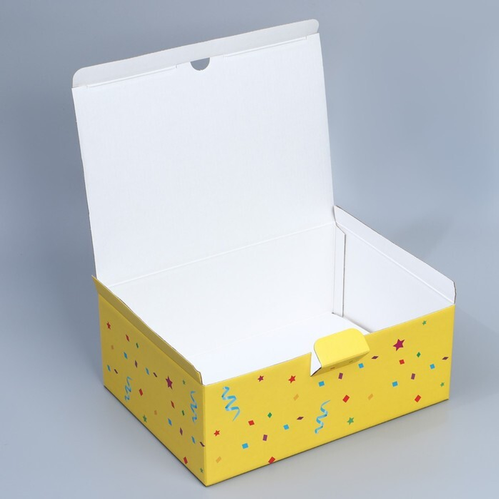 Коробка сборная «С Днём рождения», 26 х 19 х 10 см