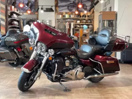 Harley-Davidson Ultra Limited (FLHTK) 2015