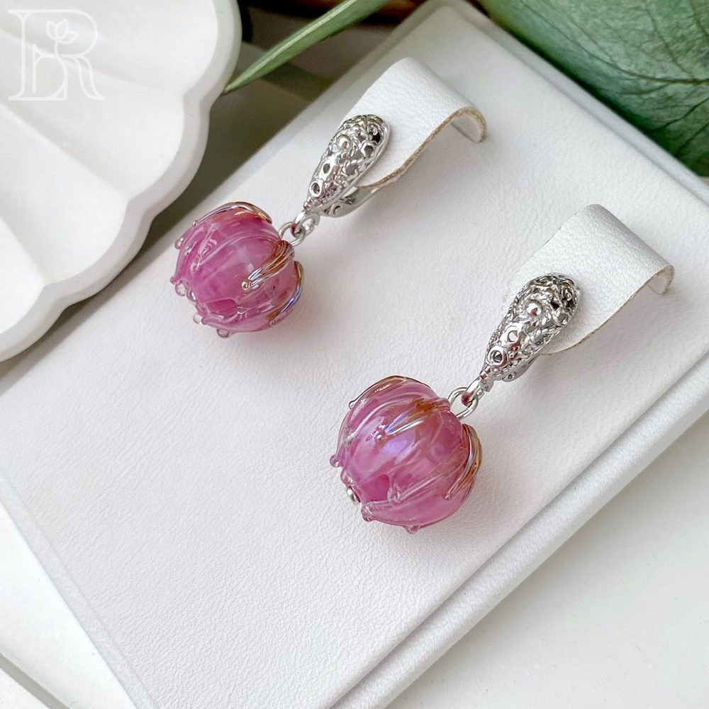 LEFIREL' Серьги серебряные женские "Тиалана" с цветами из муранского стекла / ювелирные украшения из родированного серебра 925