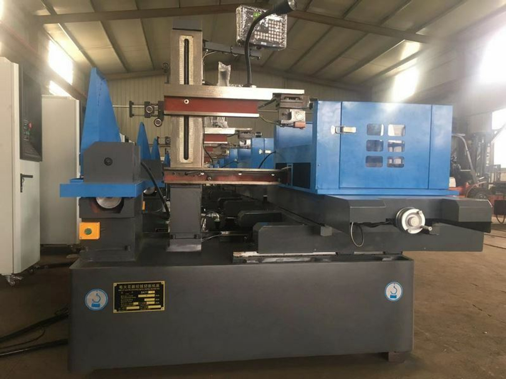 MetalTec DK 7745M Электроэрозионный многопроходной проволочно-вырезной станок с наклоном до 45 градусов