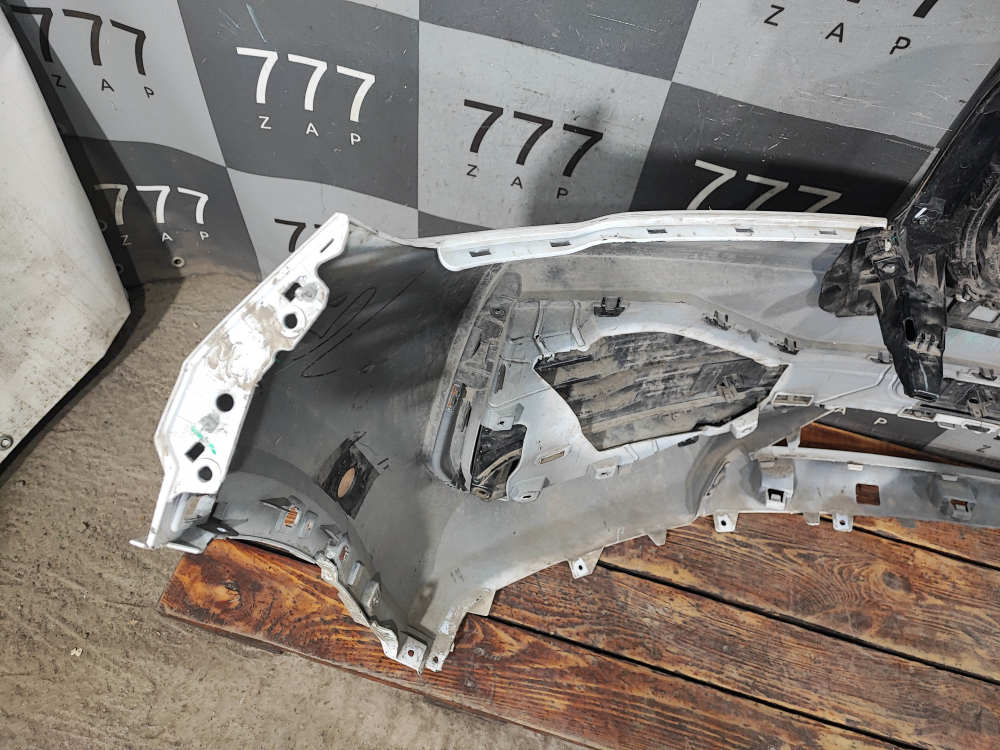 Бампер передний + решетка радиатора Geely Monjaro 21-нв Б/У Оригинал 6010173200